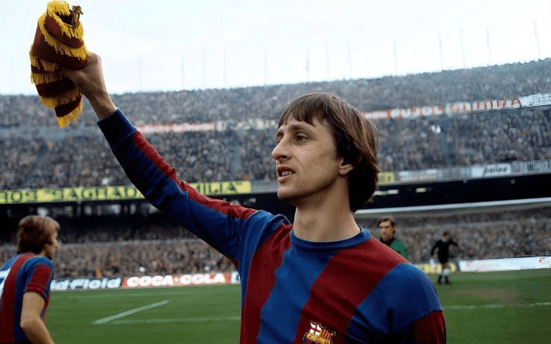 Lối đá Tiki Taka phát minh bởi Johan Cruyff