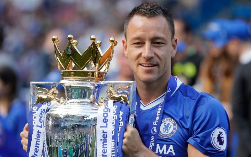 John Terry có 19 năm thi đấu cùng Chelsea