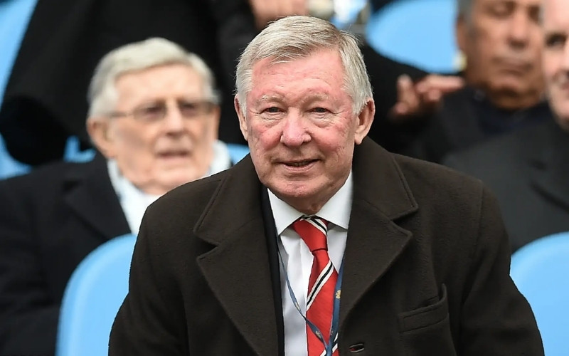 Alex Ferguson sở hữu đến 48 danh hiệu trong sự nghiệp