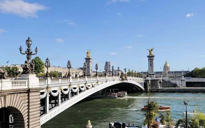 Cầu Pont Alexandre III