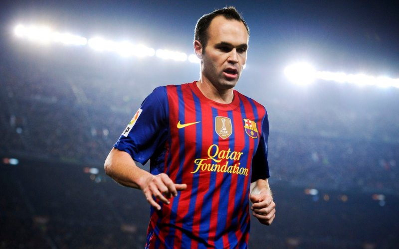 Iniesta xếp hạng 10 trong danh sách