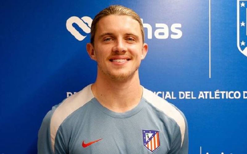 Conor Gallagher gia nhập Atletico Madrid với biệt danh "pitbull"