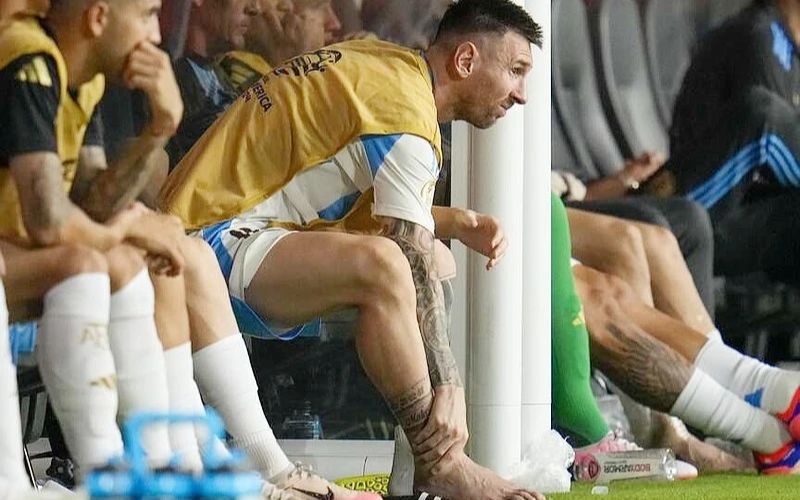 Messi vắng mặt đợt tập trung ĐT Argentina, HLV Scaloni thận trọng